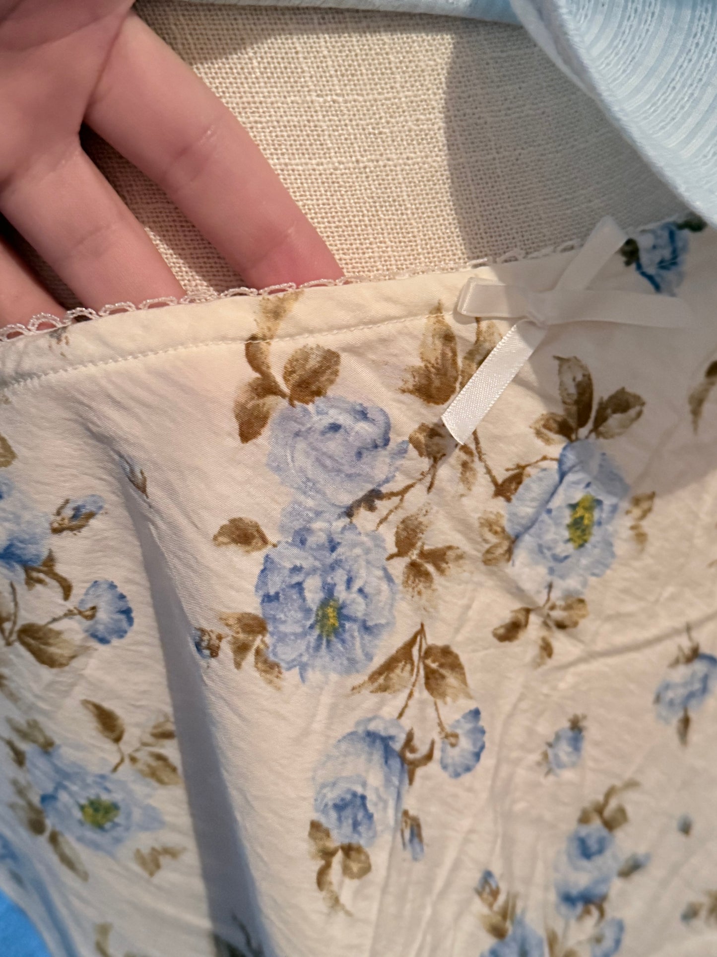 Vintage-Inspired Blue Floral Skirt